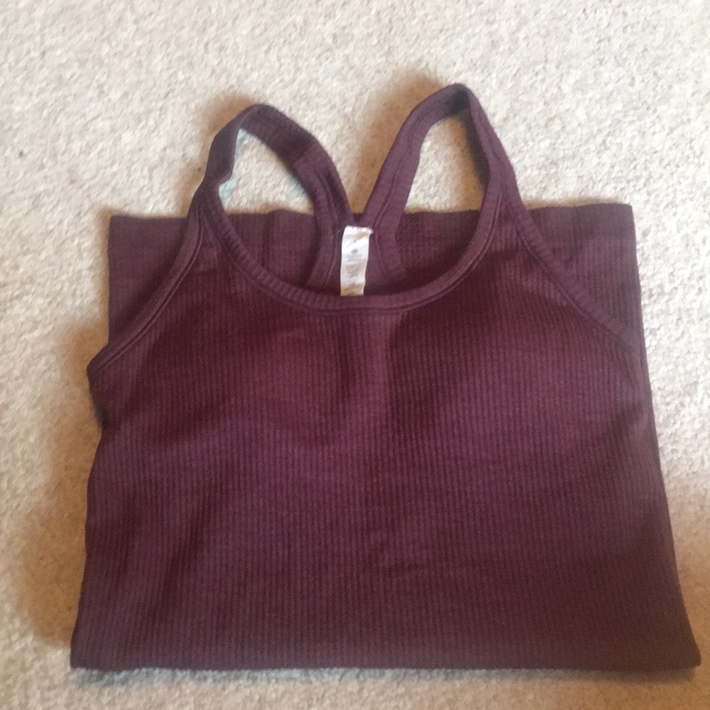 Maroon lululemon top